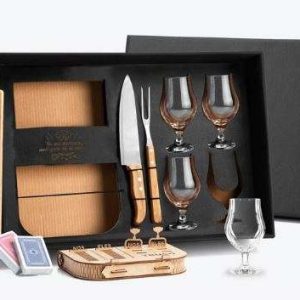 KIT CHURRASCO, CERVEJA E TRUCO 8 PÇS COM JOGO DE BARALHO WELF KT-90077